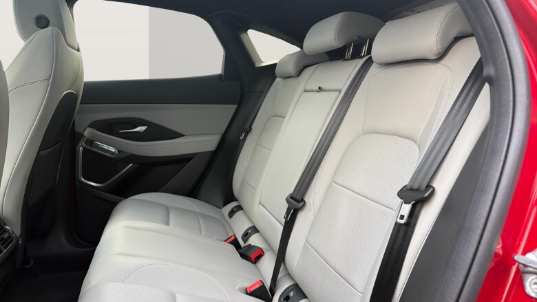 Jaguar E-Pace 2.0 D200 R-Dynamic SE Black 5dr Auto Diesel Estate